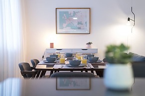 Bruno's Downtown Apartment