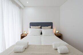 Bruno's Downtown Apartment