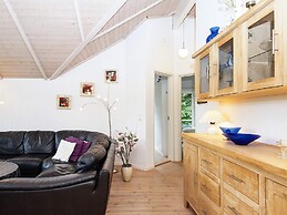 5 Star Holiday Home in Allingabro
