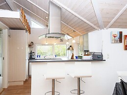 5 Star Holiday Home in Allingabro