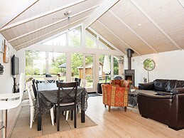 5 Star Holiday Home in Allingabro