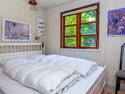 6 Person Holiday Home in Hojslev