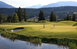 Headwaters Lodge at Eagle Ranch Resort