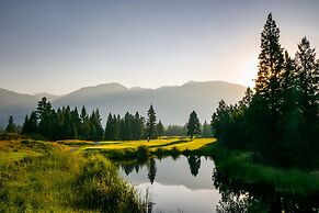 Headwaters Lodge at Eagle Ranch Resort