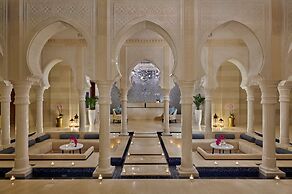 Hilton Salwa Beach Resort & Villas