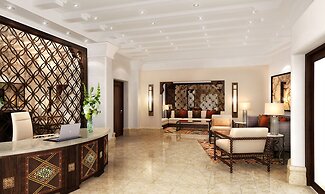 Hilton Salwa Beach Resort & Villas