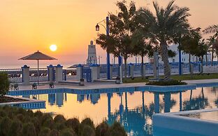 Hilton Salwa Beach Resort & Villas