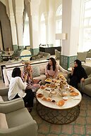 Hilton Salwa Beach Resort & Villas