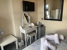The Capri Guesthouse