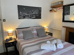 The Capri Guesthouse