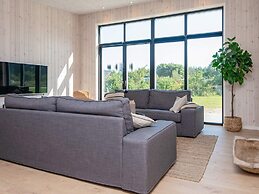 5 Star Holiday Home in Glesborg