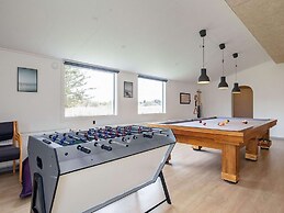 5 Star Holiday Home in Oster Assels