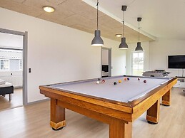 5 Star Holiday Home in Oster Assels