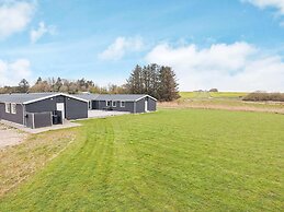 5 Star Holiday Home in Oster Assels