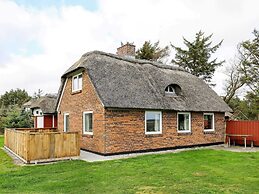 6 Person Holiday Home in Ulfborg