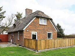 6 Person Holiday Home in Ulfborg