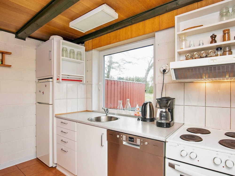 6 Person Holiday Home in Ulfborg