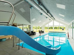 5 Star Holiday Home in Hojslev