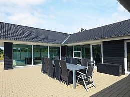 5 Star Holiday Home in Hojslev