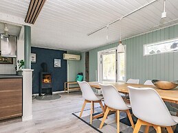 4 Star Holiday Home in Hals