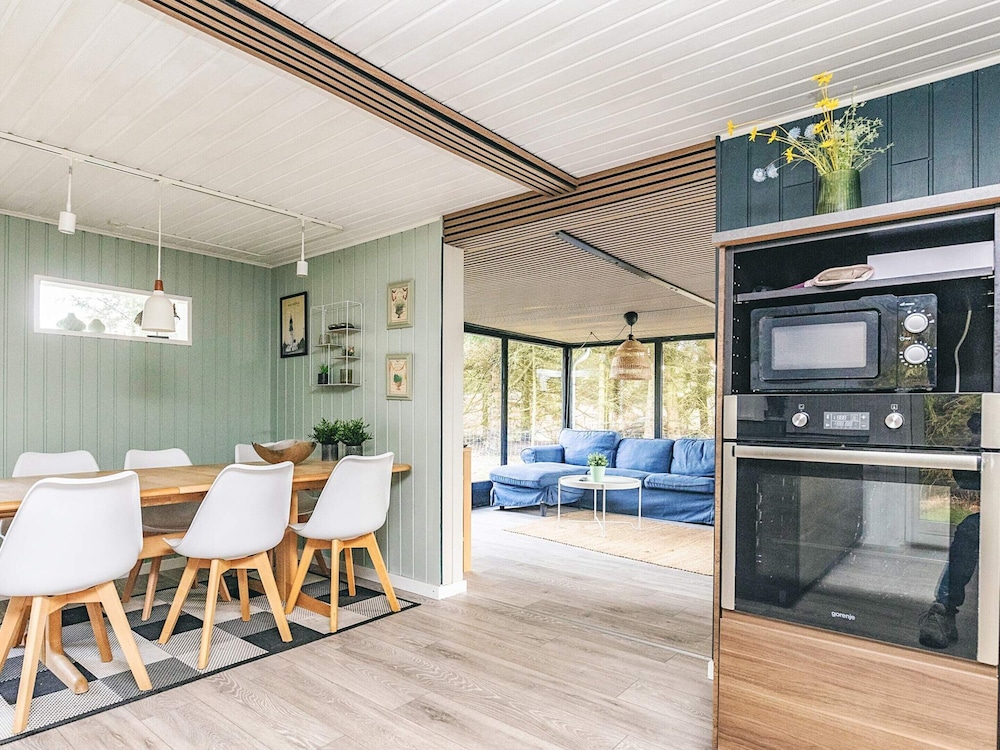 4 Star Holiday Home in Hals