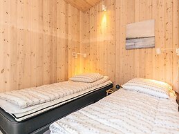 8 Person Holiday Home in Vaeggerlose