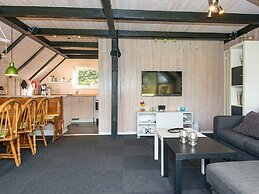 Tranquil Thatched Cottage on Romo-by Traum