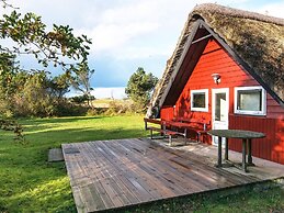 Tranquil Thatched Cottage on Romo-by Traum