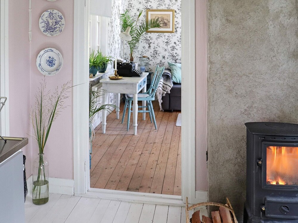 6 Person Holiday Home in Ullared