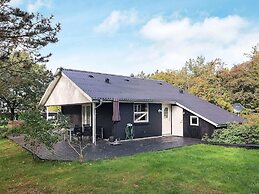 8 Person Holiday Home in Skals