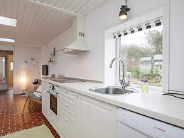 Secluded Dune Cottage-by Traum