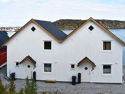 6 Person Holiday Home in Dyrvik