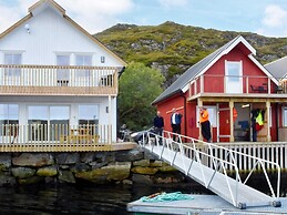 6 Person Holiday Home in Dyrvik
