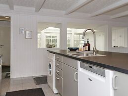 8 Person Holiday Home in Borkop