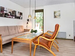 6 Person Holiday Home in Glesborg