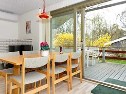 6 Person Holiday Home in Glesborg