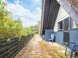 6 Person Holiday Home in Blavand