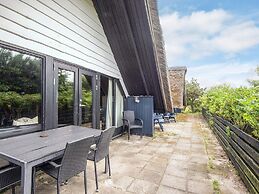 6 Person Holiday Home in Blavand