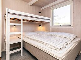 5 Star Holiday Home in Spottrup