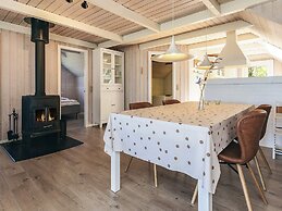 5 Star Holiday Home in Spottrup