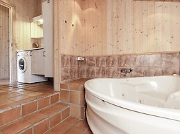 5 Star Holiday Home in Hadsund