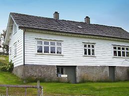 8 Person Holiday Home in Etne