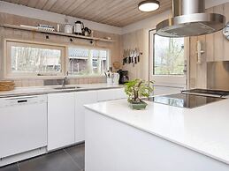 5 Star Holiday Home in Glesborg