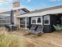 5 Star Holiday Home in Hjorring