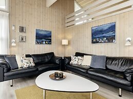 5 Star Holiday Home in Hjorring