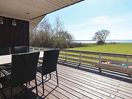 5 Star Holiday Home in Oster Assels