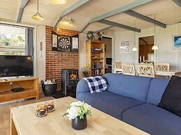 5 Star Holiday Home in Oster Assels