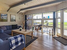 5 Star Holiday Home in Oster Assels