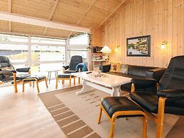 5 Star Holiday Home in Hals