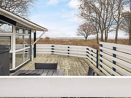 5 Star Holiday Home in Hals